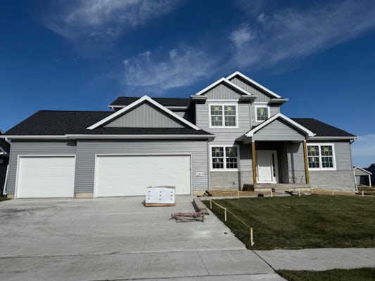 2819 Autumn Woods Drive