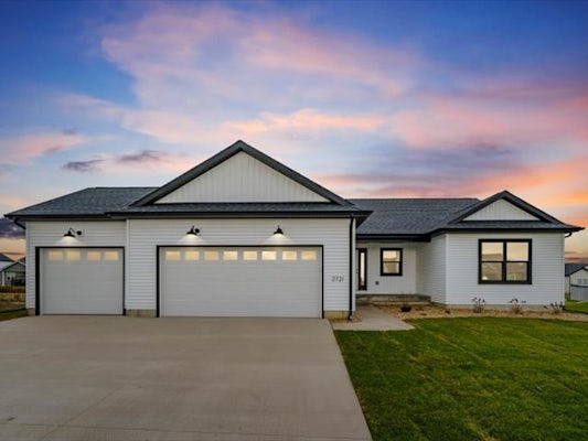 2721 Autumn Woods Dr.