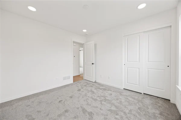 Gallery Photo 16