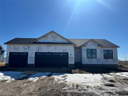 7515 Country Ridge Drive NW