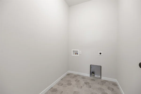 Gallery Photo 27