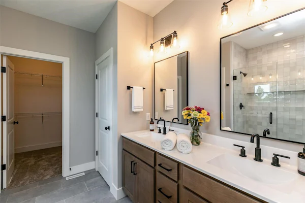 Gallery Photo 32