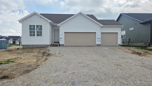 8932 Norway Drive NE