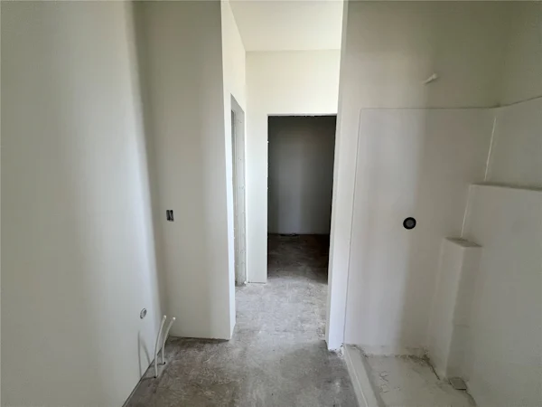 Gallery Photo 9