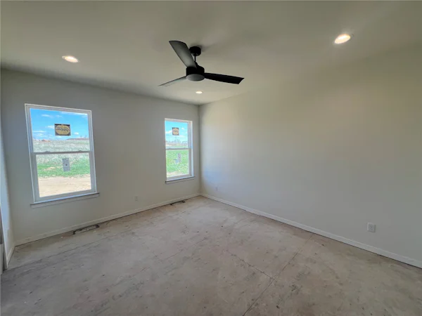 Gallery Photo 11