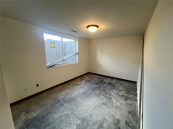 Gallery Photo 15