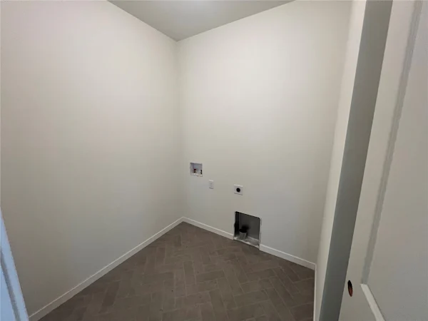 Gallery Photo 7