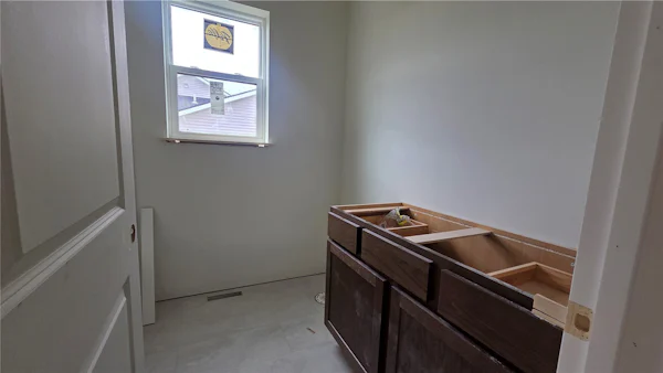 Gallery Photo 10