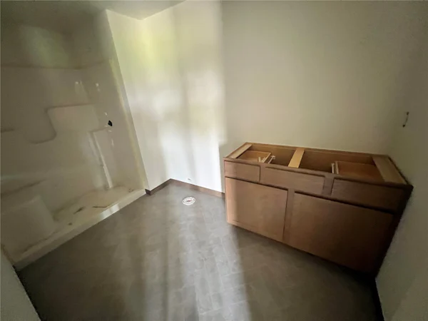 Gallery Photo 15