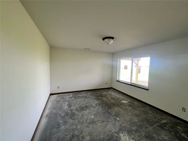 Gallery Photo 16