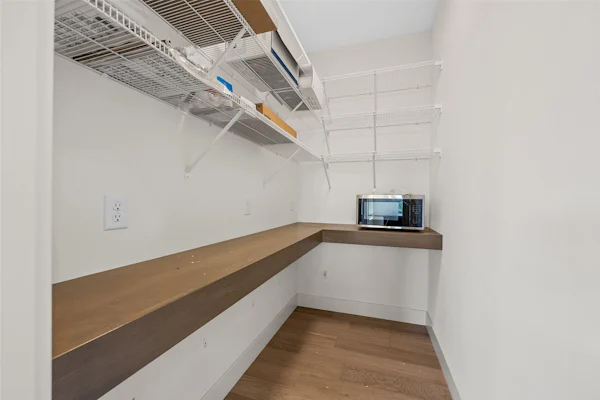 Gallery Photo 19