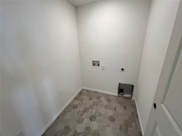 Gallery Photo 18
