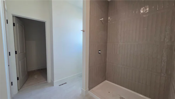 Gallery Photo 10