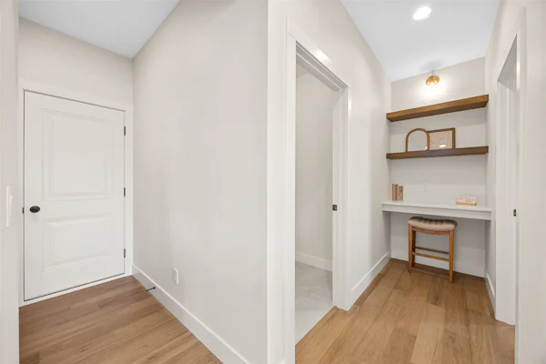 Gallery Photo 18