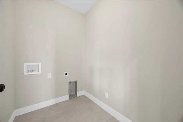 Gallery Photo 25