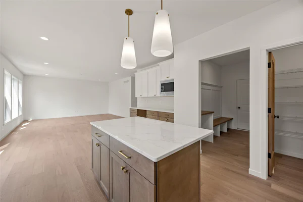Gallery Photo 15