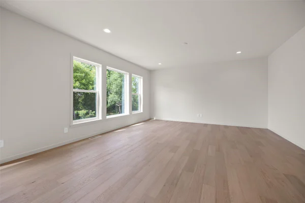 Gallery Photo 4