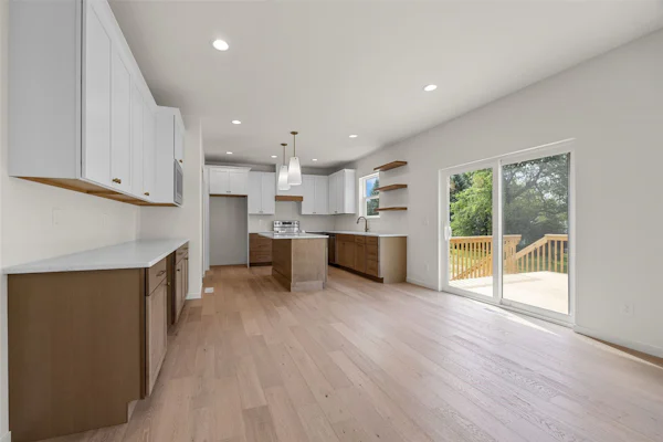 Gallery Photo 8