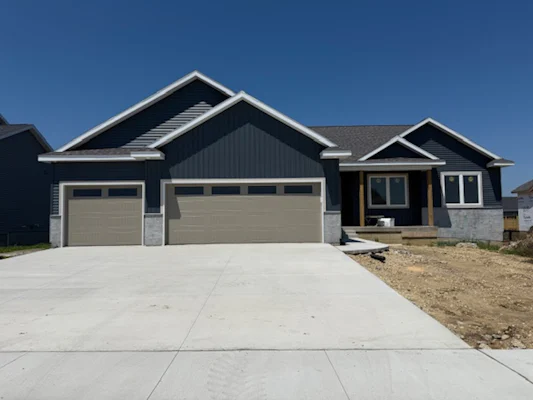 2813 Autumn Woods Drive