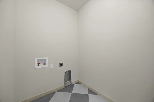 Gallery Photo 24