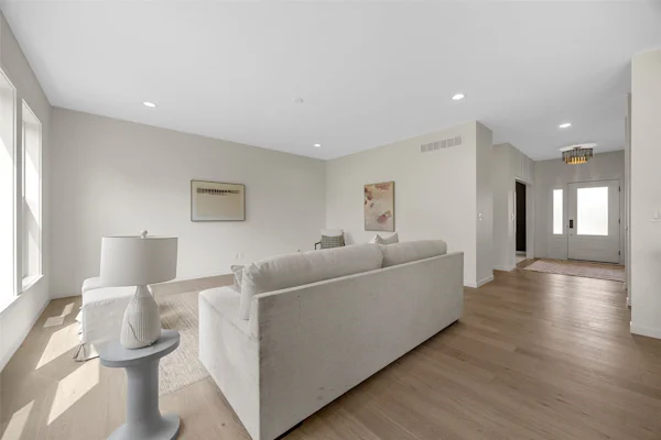 Gallery Photo 5