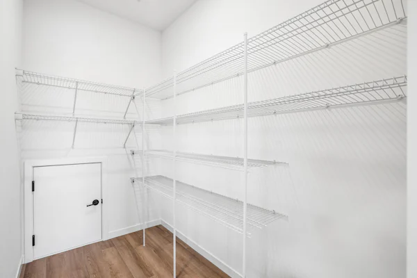 Gallery Photo 16