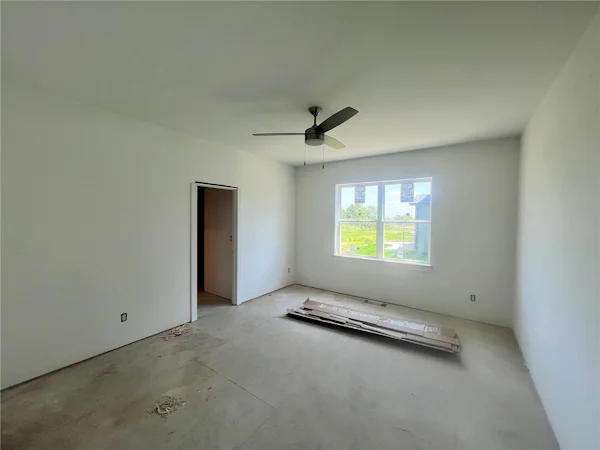 Gallery Photo 6