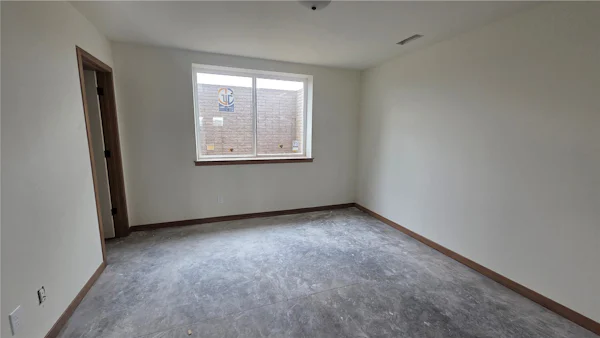 Gallery Photo 15