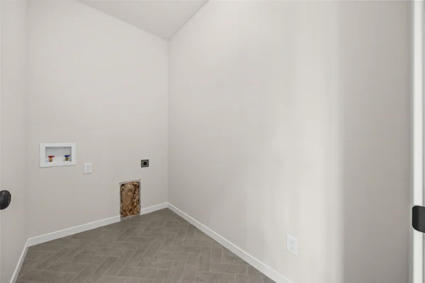 Gallery Photo 14