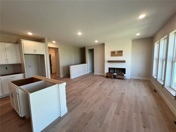 Gallery Photo 10