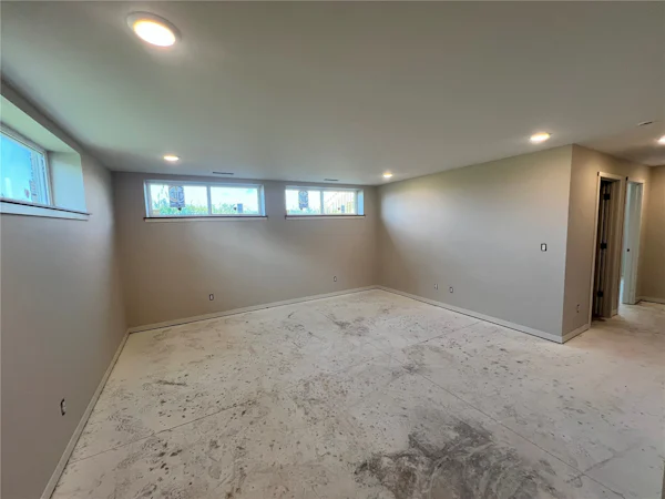 Gallery Photo 13