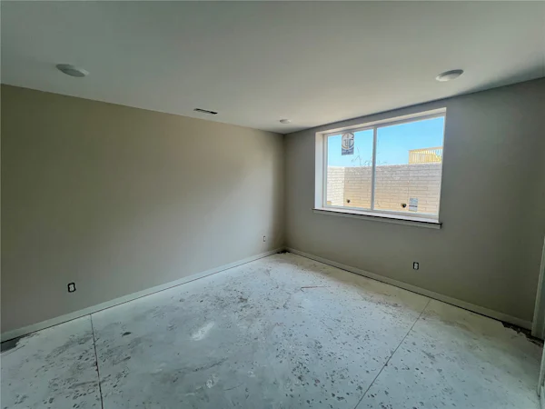 Gallery Photo 15