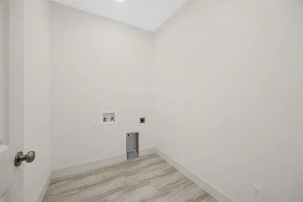 Gallery Photo 14
