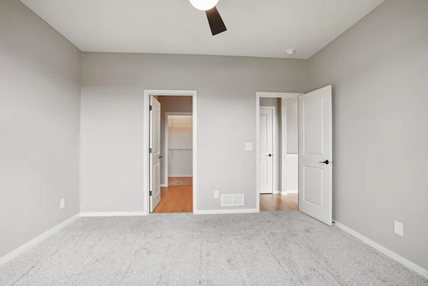 Gallery Photo 15