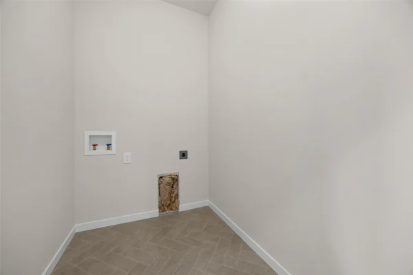 Gallery Photo 24