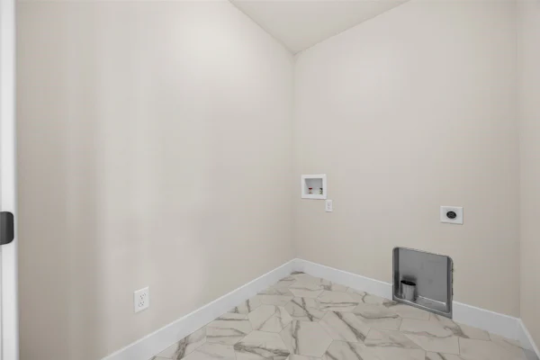 Gallery Photo 24