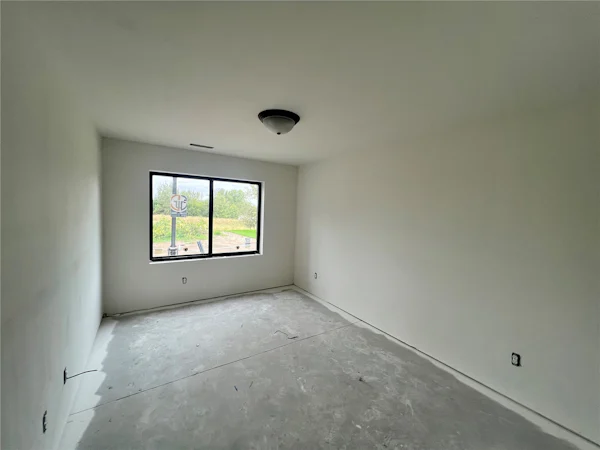 Gallery Photo 12