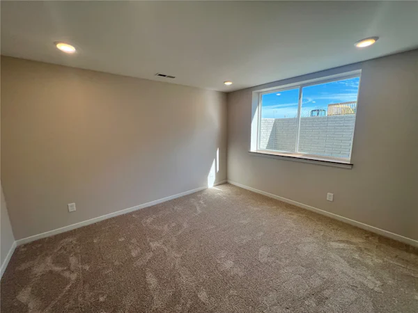 Gallery Photo 14