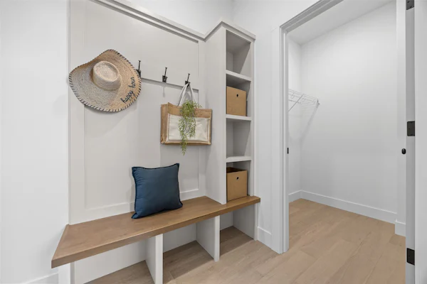 Gallery Photo 15
