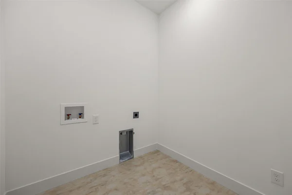 Gallery Photo 18